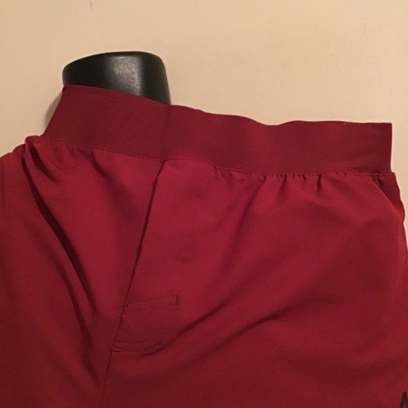 REEBOK, women’s track suit, gorgeous, new condition, see all photos, must have. - Picture 9 of 13